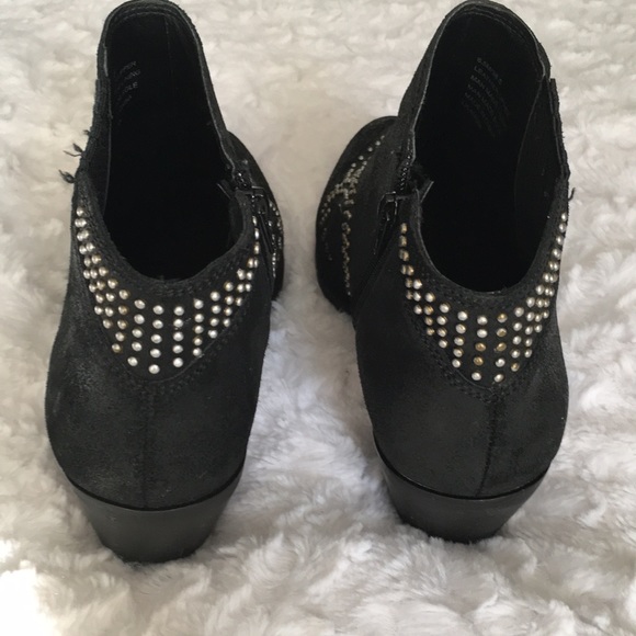 Lucky Brand Western Bootie - Picture 5 of 8